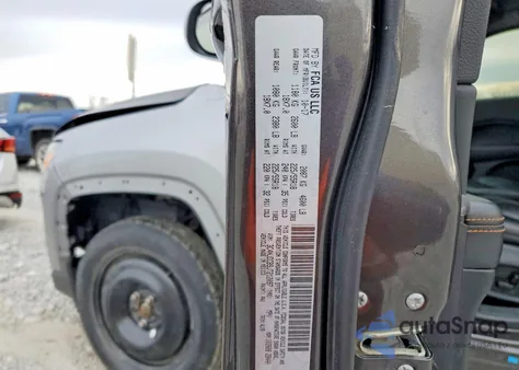 2018 Jeep Compass Limited из США, поврежденный, VIN 3C4NJDCB9JT212097